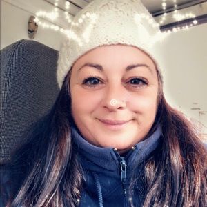 Meet your Posher, Pam